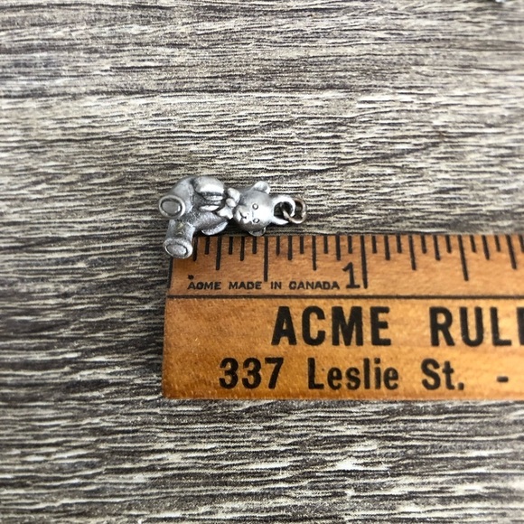 Vtg Pewter Bear Trinket Box with Earrings and Pendant - Picture 12 of 13